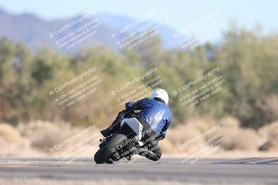 media/Dec-07-2025-CVMA (Sun) [[3e7d2de5dc]]/Race 12- Formula 40 MW and LW/